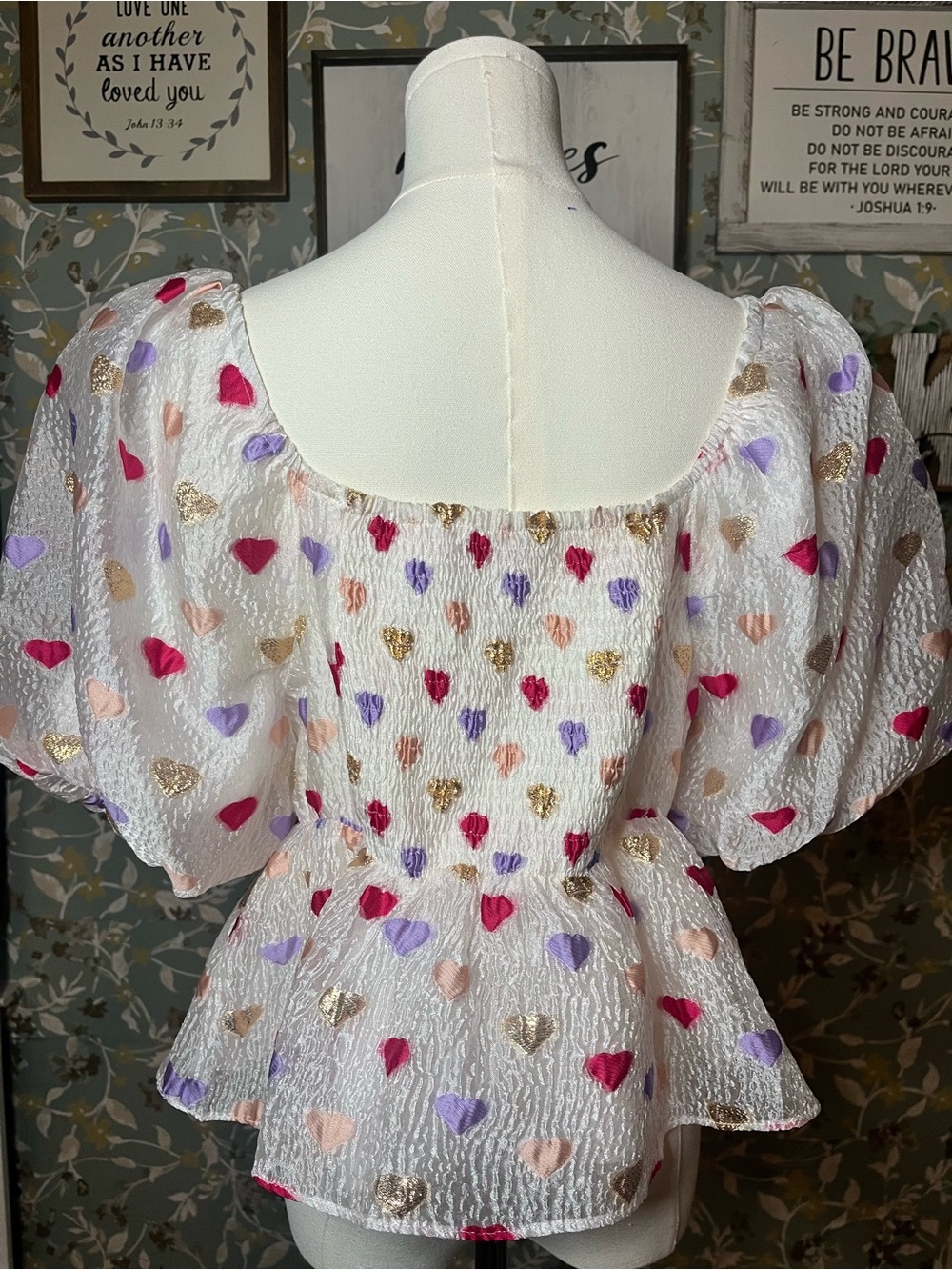 Buddy Love White Heart Print Puff Sleeve Sweetheart Top XS - Picture 5 of 7